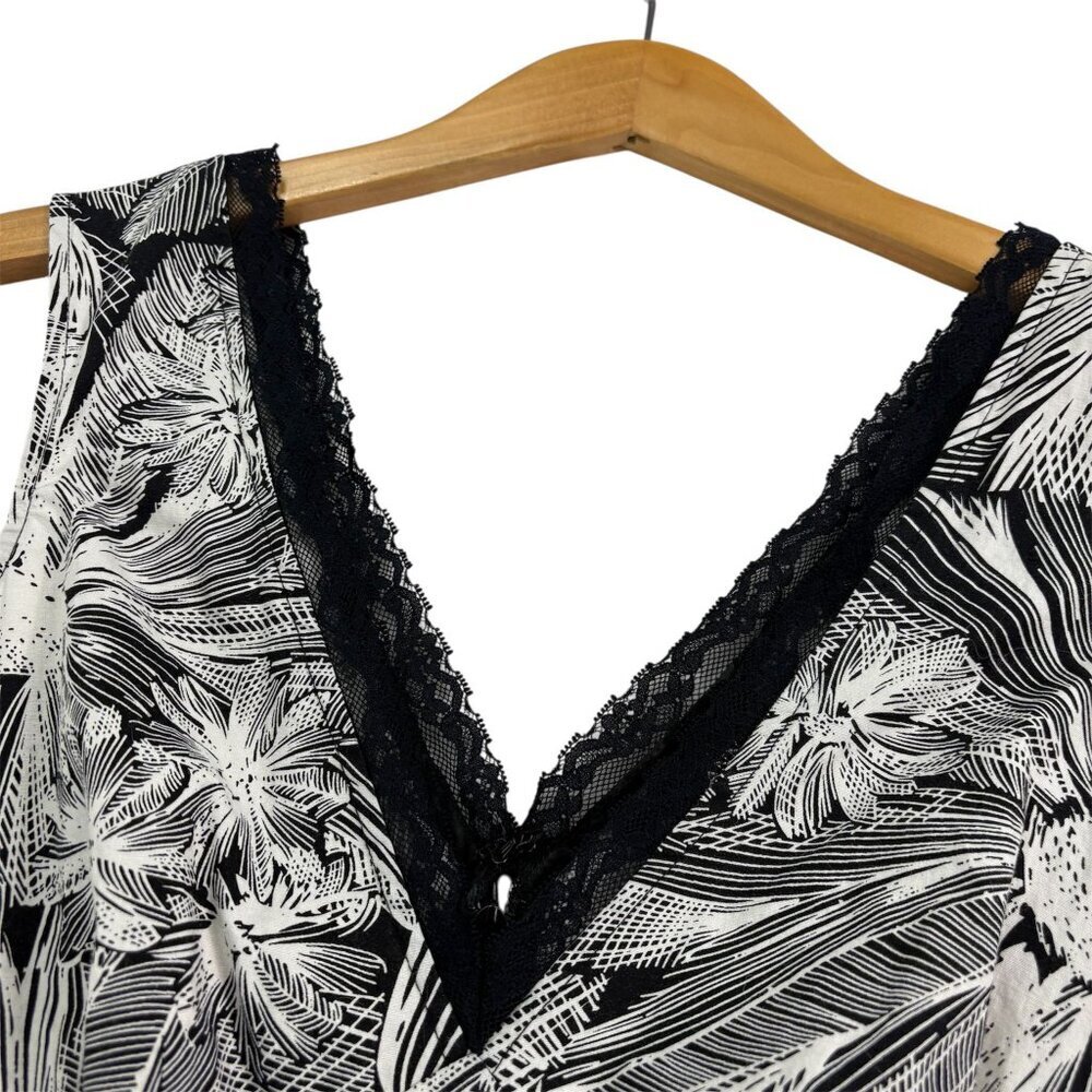 Adrianna Papell Black Ivory Floral Fit & Flare Dress Women’s Size 6 Lace V-Neck - Picture 5 of 10